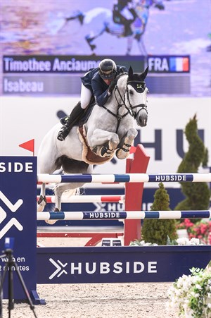 Carlos Lopez picture © HUBSIDE JUMPING / Marco Villanti