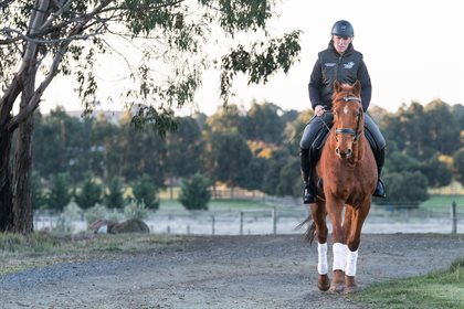 British General and Yona Lloyd. © Felicity Clay