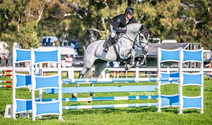5 YO Champion Billy Raymont and Tulara Dakchico © Jo Jenning Australian Jumping