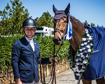 Andrew Cooper and Manhattan, winners of the Gubbins Pulbrook Mitre 10 CCI3*S. © Stephen Mowbray
