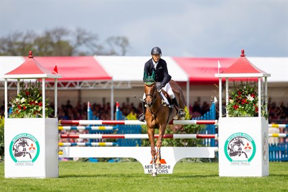 Bill Levett and Lassban Diamond Lift finsihed in 15th place. © Elli Birch
