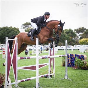 Billy Raymont on BLUE BALOU PS champion of 6 Yr Olds