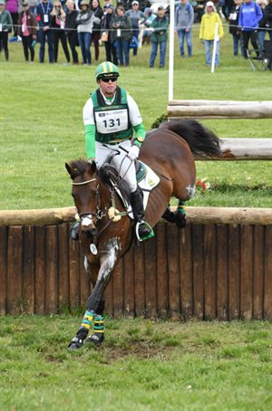 Karl Slezak and Hot Bobo. Image by Tazzie Eggins.