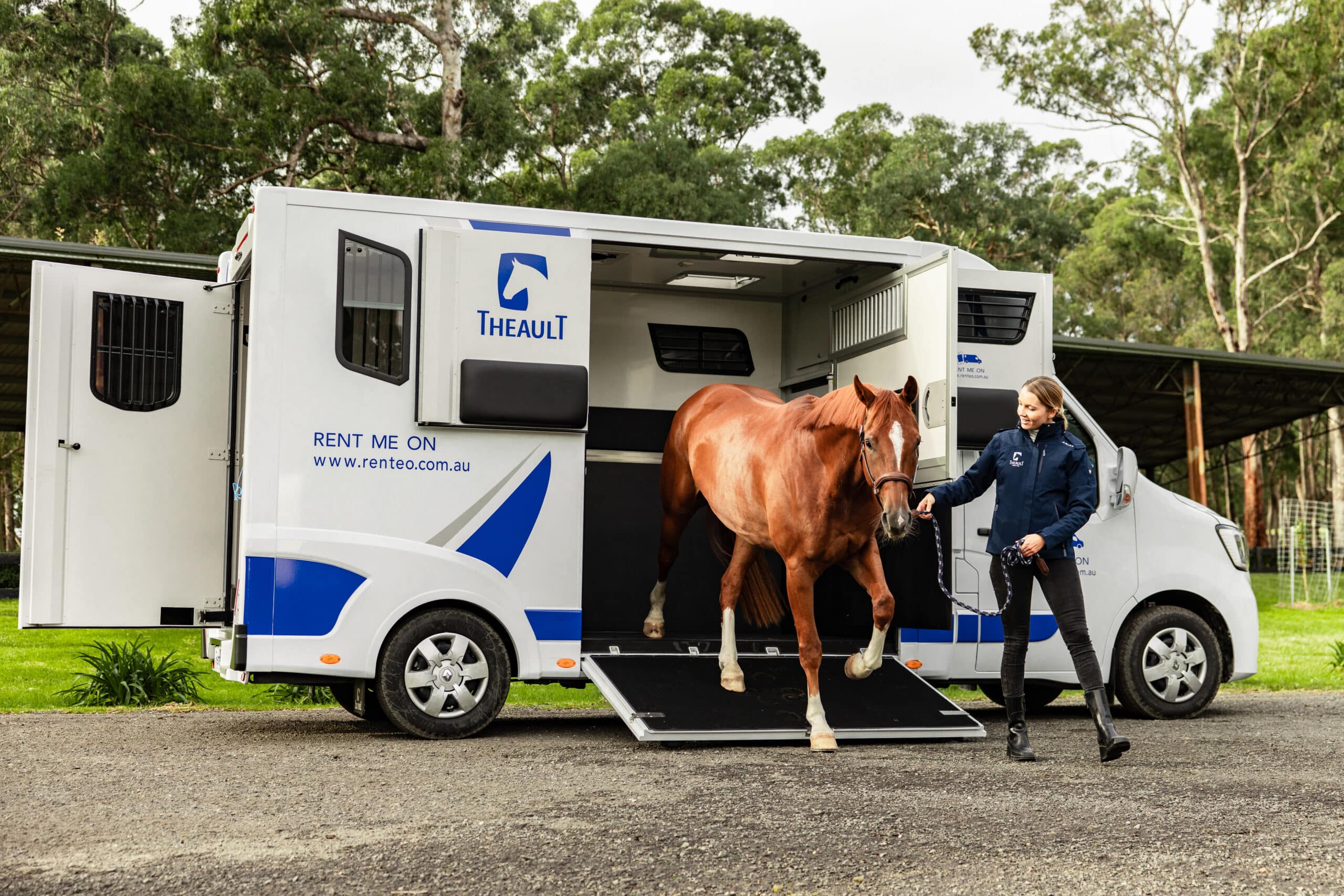 HORSEBOX FOR HIRE: RENTEO HAS ARRIVED